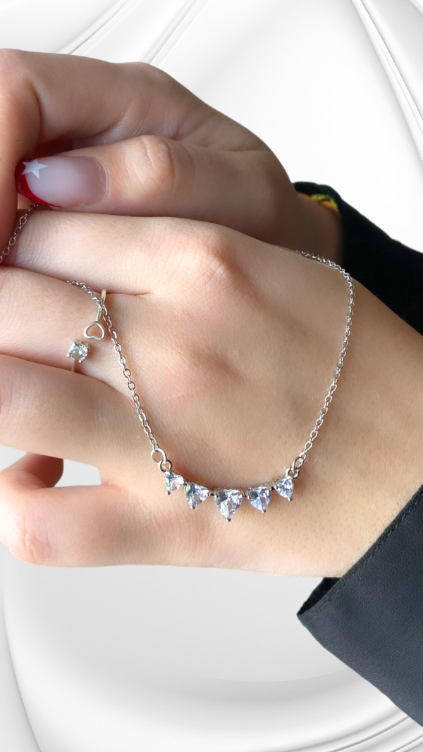 Collana Donna Pendente ad Arco di Strass color Argento