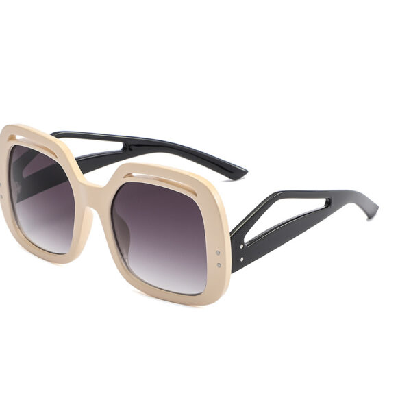 Vintage Oversized Square Rivet Sunglasses For Women New Fashion Brand Hollow Bend Leg Sun Glasses Female Elegant Beige Eyewear - immagine 6