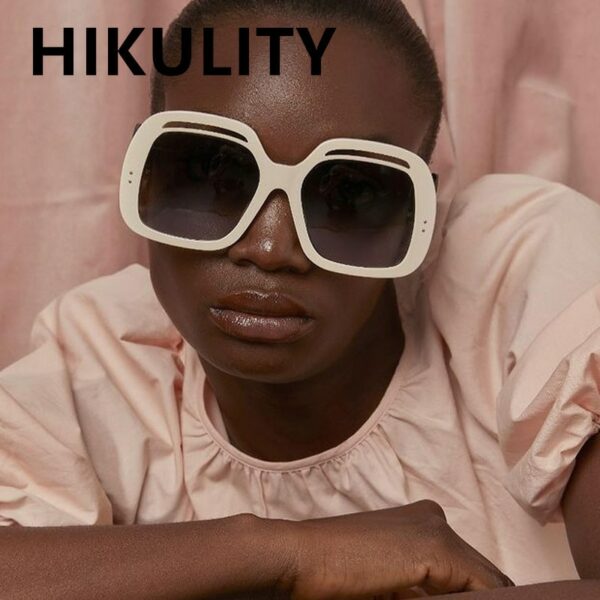 Vintage Oversized Square Rivet Sunglasses For Women New Fashion Brand Hollow Bend Leg Sun Glasses Female Elegant Beige Eyewear - immagine 2