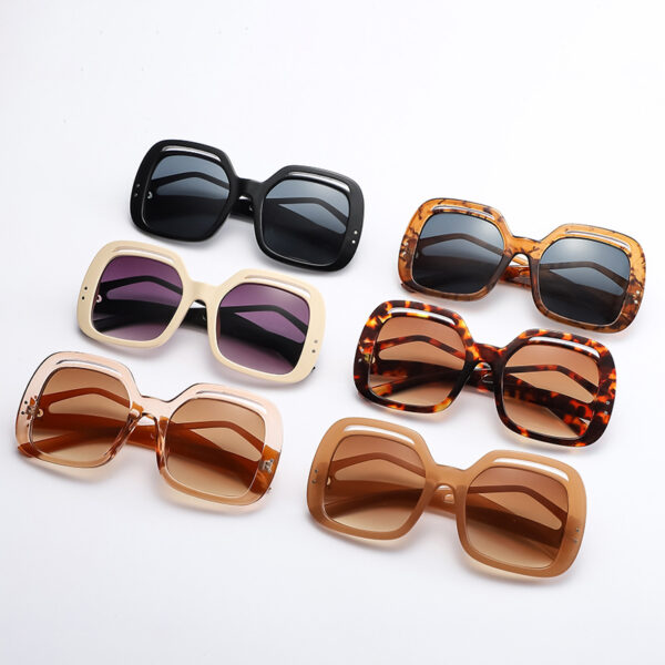 Vintage Oversized Square Rivet Sunglasses For Women New Fashion Brand Hollow Bend Leg Sun Glasses Female Elegant Beige Eyewear - immagine 3