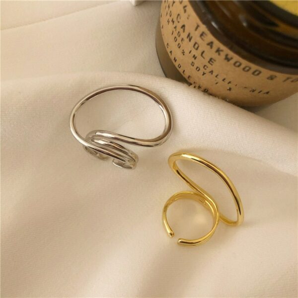 Foxanry Gold Color Engagement Rings for Women Exaggerated Jewelry Fashion Simple Distorted Geometric Party Accessories - immagine 2