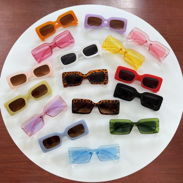 Box sunglasses fashionable and trendy retro glasses - immagine 20
