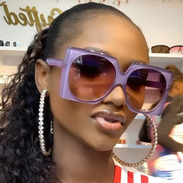 Wholesale Vintage Oversized Square Sunglasses For Women Gradient Elegant Black Brown Sun Glasses Female Uv400 Shades Men Eyewear