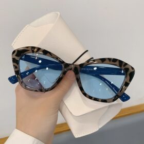 Fashion Cat Eye Sunglasses for Women Vintage Shades UV400 Brand Designer Men Trendy Multicolor Eyewear for Lady