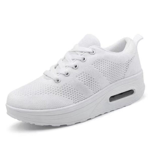 Shake Shoes Women's Shoes New Korean Edition Thick Sole Air Cushion Shoes Fashion Square Dance Mom Shoes Casual Shoes
