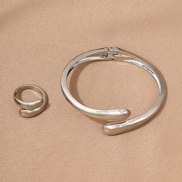 Simple heavy metal temperament geometric circular smooth surface women's collar bracelet ring jewelry - immagine 6