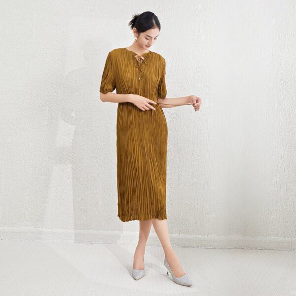 Dresses for women with a sense of niche design. Lace up waist with bubble sleeves for long dresses - immagine 6