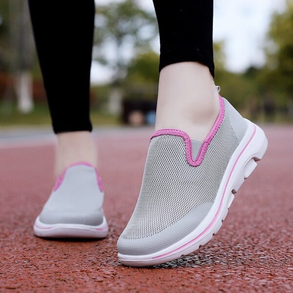 Casual shoes men's and women's cloth shoes breathable and non slip flying woven shoes outdoor casual shoes - immagine 7