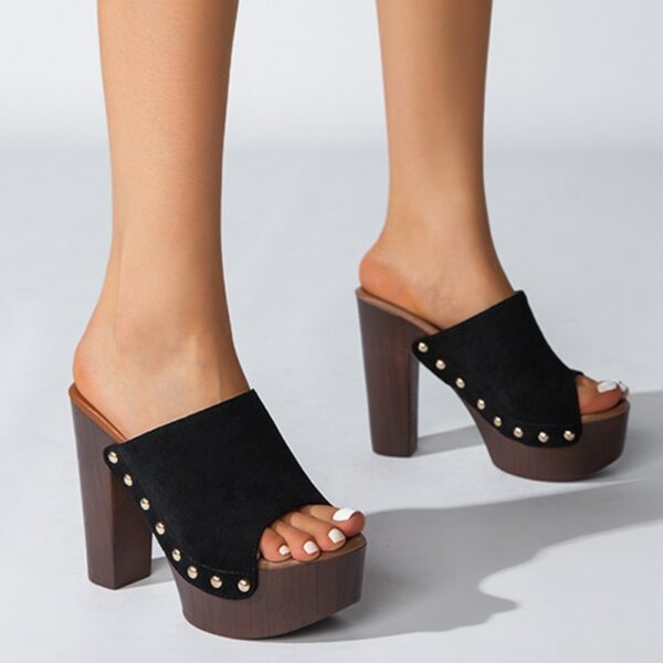Brand Summer Slippers Women High Heels Shoes Female Fashion Platform Shoes Outside Women Slippers Pumps Rivet Mules Shoes - immagine 6