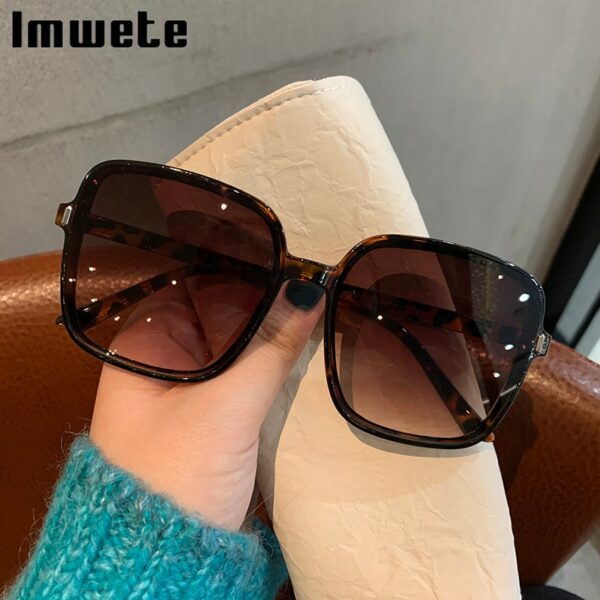 Oversized Sunglasses Women Luxury Designer Vintage Square Sun Glasses Classic Eyewear for Lady UV400 Big Frame - immagine 2