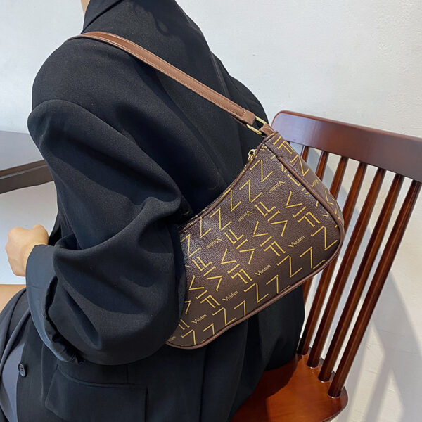 Chain Bag New Fashion Summer Retro Small Square Bag Single Shoulder Messenger Bag Women's Fashion Hand Carrying Armpit Bag - immagine 7