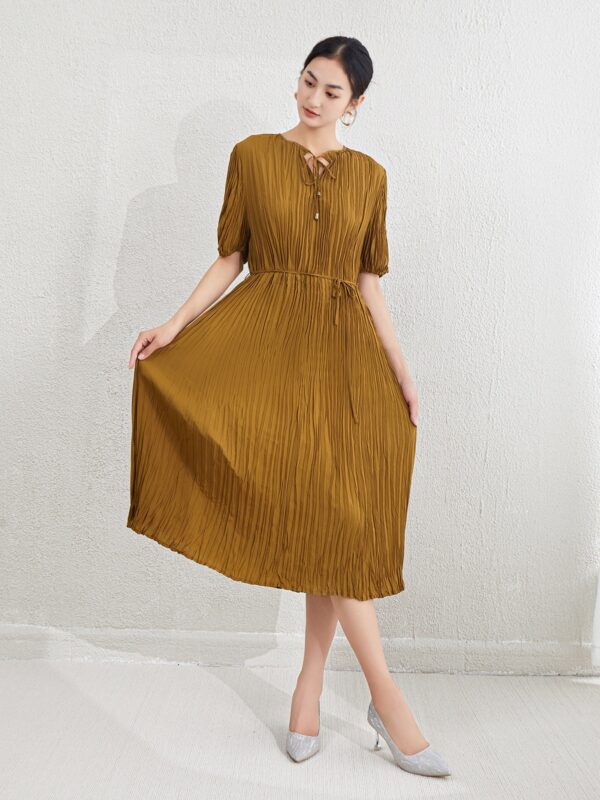 Dresses for women with a sense of niche design. Lace up waist with bubble sleeves for long dresses - immagine 11